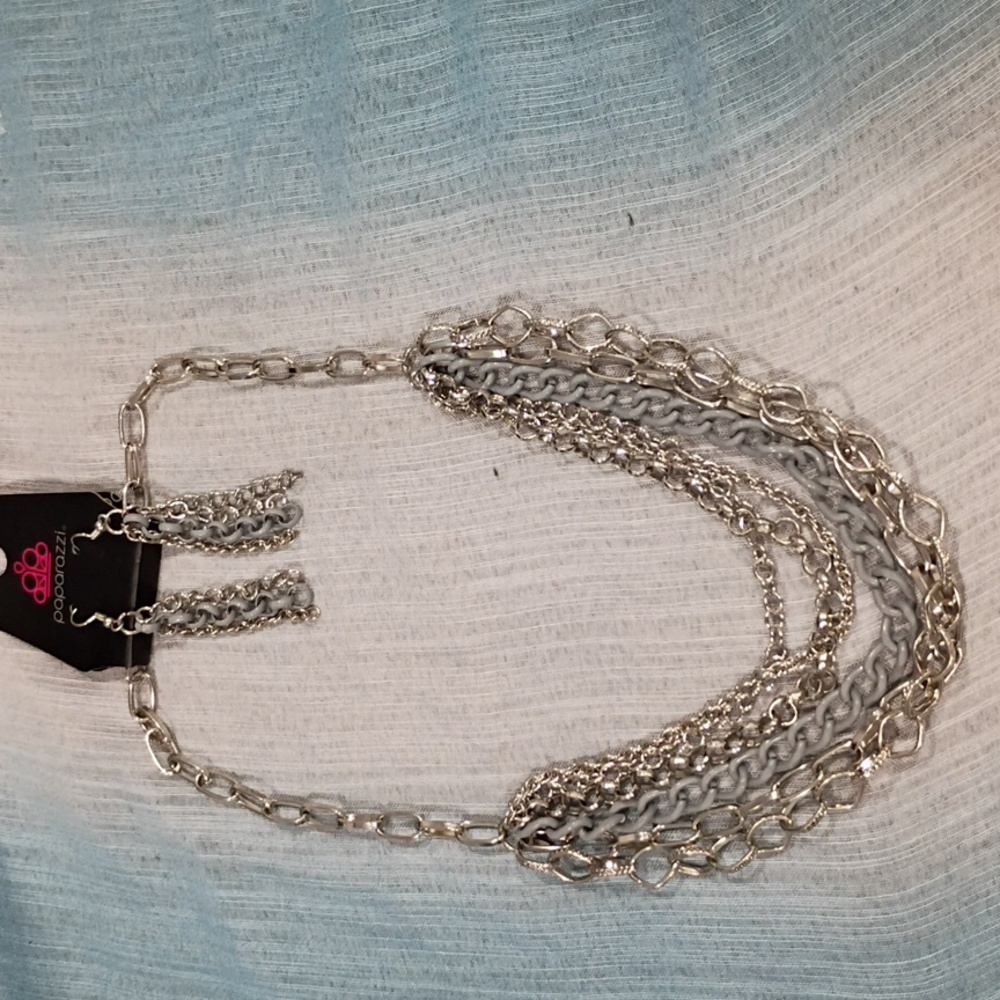 💜Paparazzi Chic Silver Chain Necklace